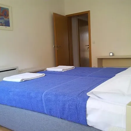 Domenica Apartment